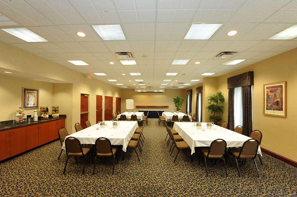 Hampton Inn & Suites Atlanta-Galleria Smyrna Facilități foto